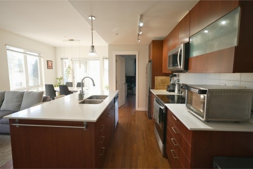 204-13339 102A Avenue, Surrey, BC 