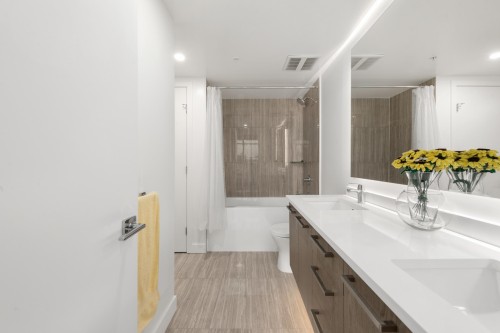 403-1588 Johnston Road, White Rock, BC 