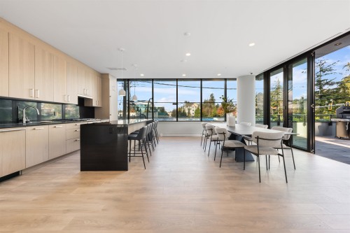 403-1588 Johnston Road, White Rock, BC 