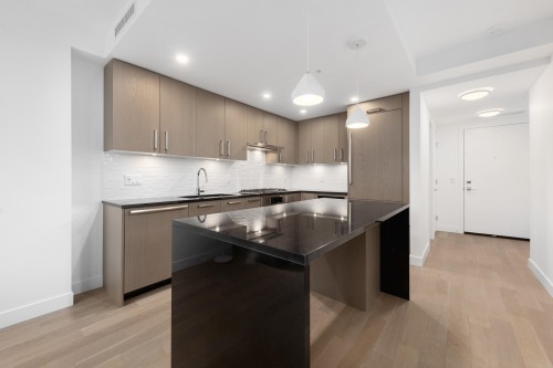 403-1588 Johnston Road, White Rock, BC 