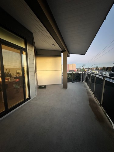 304-20061 Fraser Highway, Langley, BC 