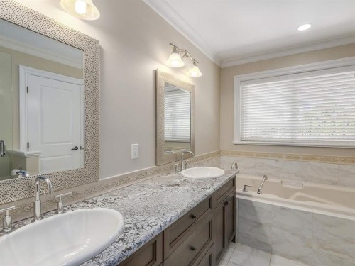 9467 163 Street, Surrey, BC 