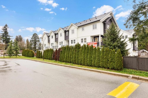 7-2360 Crescent Way, Abbotsford, BC 