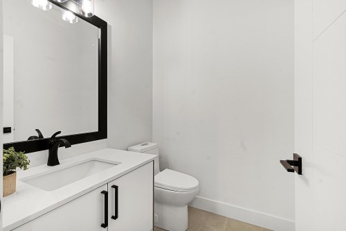 7-2360 Crescent Way, Abbotsford, BC 