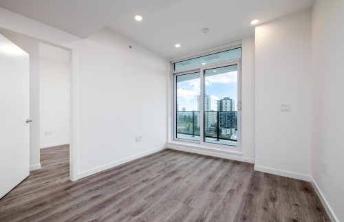 803-10333 133 Street, Surrey, BC 