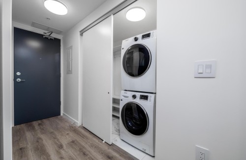 803-10333 133 Street, Surrey, BC 