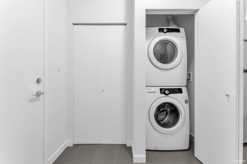 303-13728 108 Avenue, Surrey, BC 