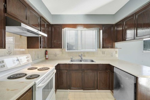 12978 61 Avenue, Surrey, BC 