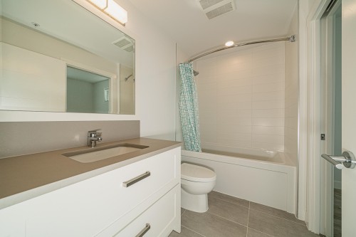 419-5638 201A Street, Langley, BC 