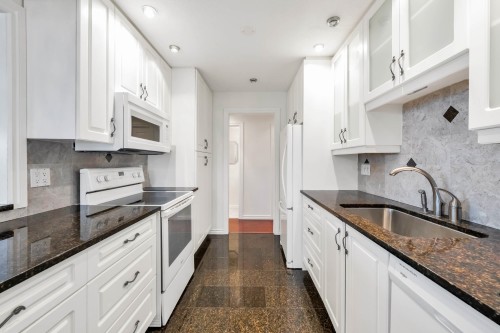 210-1354 Winter Street, White Rock, BC 