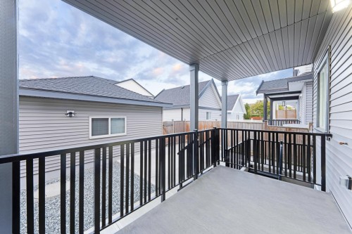 19433 70 Avenue, Surrey, BC 