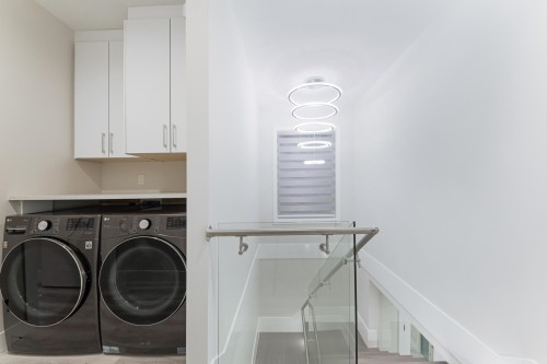 19433 70 Avenue, Surrey, BC 