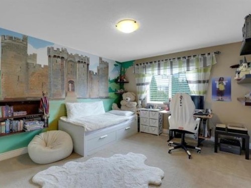 5884 164A Street, Surrey, BC 