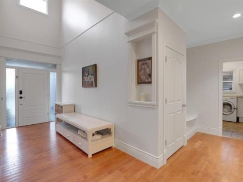 5884 164A Street, Surrey, BC 