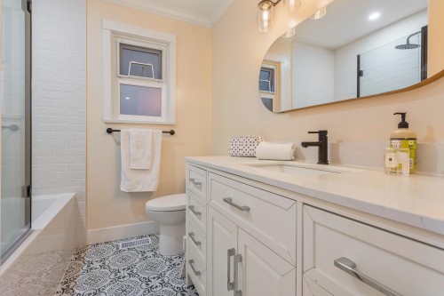 7403 Barrymore Drive, Delta, BC 