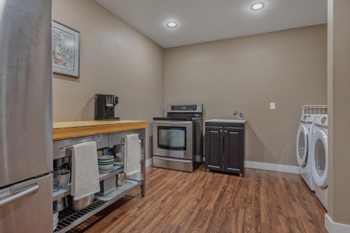 7403 Barrymore Drive, Delta, BC 