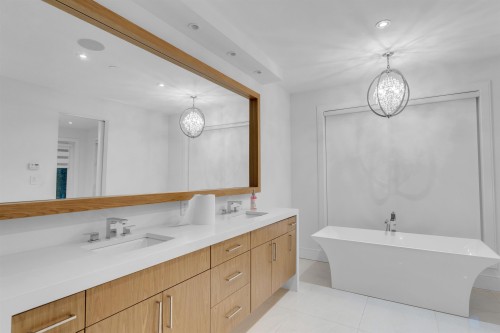 1440 Maple Street, White Rock, BC 