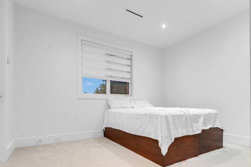 1440 Maple Street, White Rock, BC 