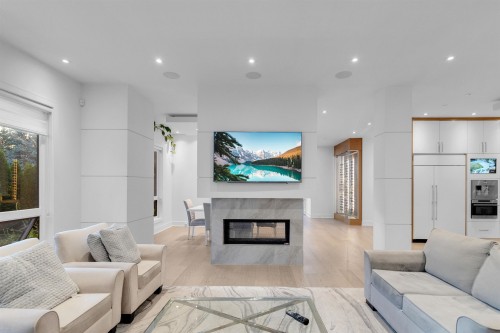 1440 Maple Street, White Rock, BC 