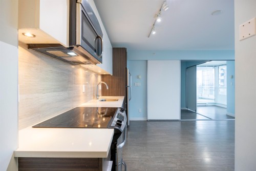 1108-13303 103A Avenue, Surrey, BC 