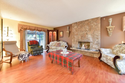 Upper-8997 146A Street, Surrey, BC 