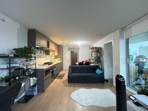 2209-13696 100 Avenue, Surrey, BC 