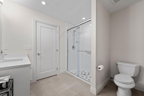 15541 Oxenham Avenue, White Rock, BC 