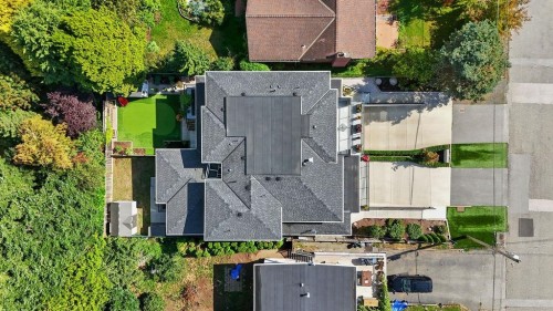 15541 Oxenham Avenue, White Rock, BC 