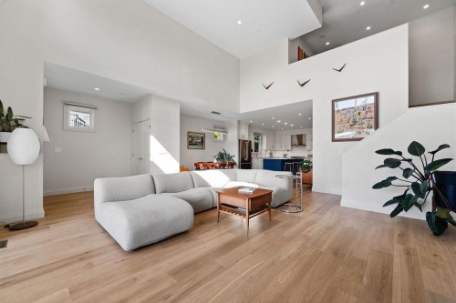 15541 Oxenham Avenue, White Rock, BC 