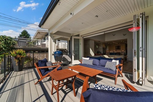 15541 Oxenham Avenue, White Rock, BC 