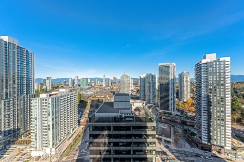 2806-13615 Fraser Highway, Surrey, BC 