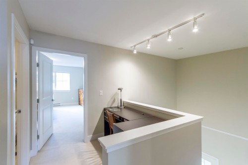 203-2501 161 A Street, Surrey, BC 