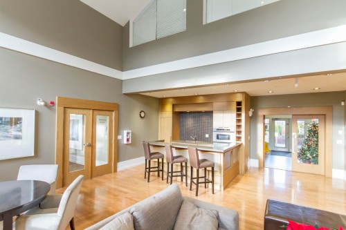 203-2501 161 A Street, Surrey, BC 