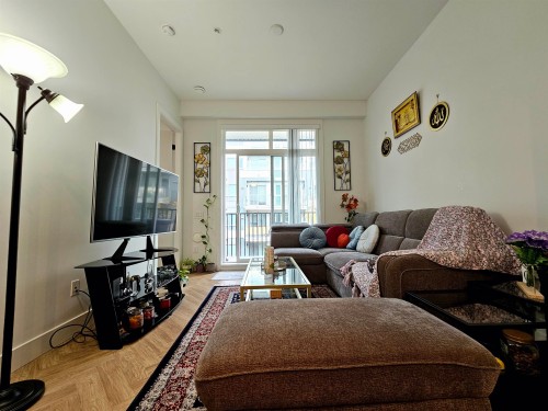 312-13933 105 Boulevard, Surrey, BC 