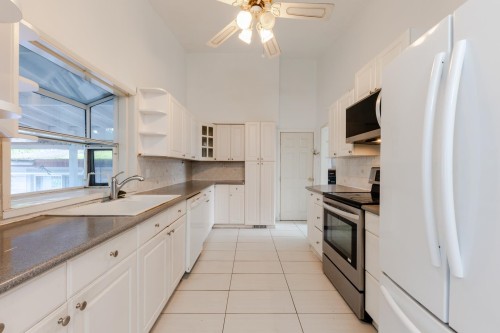 11411 Loughren Drive, Surrey, BC 