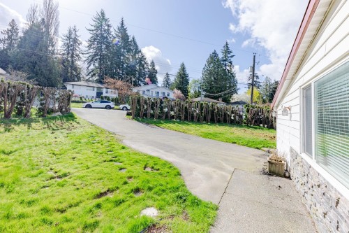 11411 Loughren Drive, Surrey, BC 