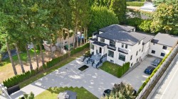 5585 148 Street  Surrey, BC V3S 3B5