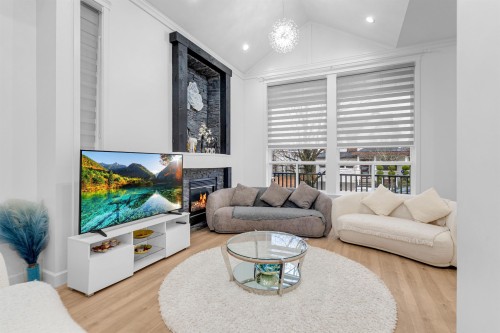 18358 67 Avenue, Surrey, BC 