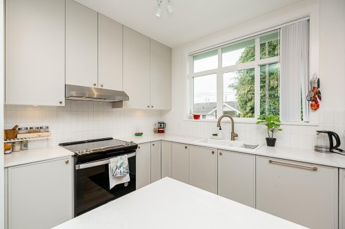 51-14151 58A Avenue, Surrey, BC 