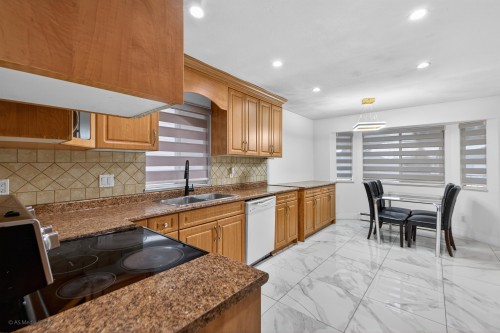 12369 64 Avenue, Surrey, BC 