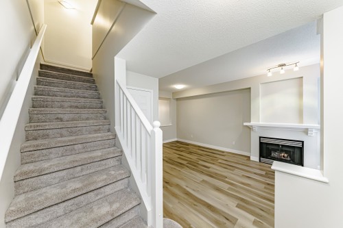 65-6465 184A Street, Surrey, BC 