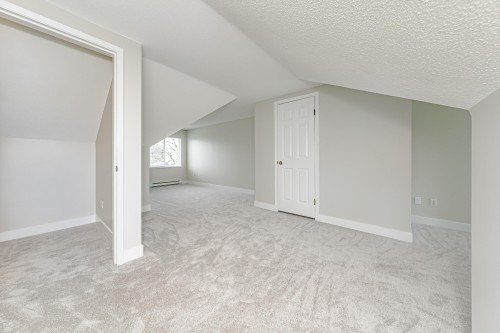 65-6465 184A Street, Surrey, BC 