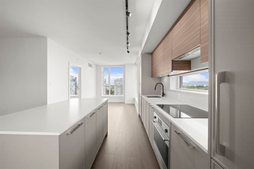 1104-13725 George Junction Avenue, Surrey, BC 