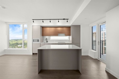 1104-13725 George Junction Avenue, Surrey, BC 