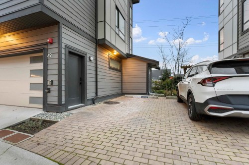 24-20150 81 Avenue, Langley, BC 