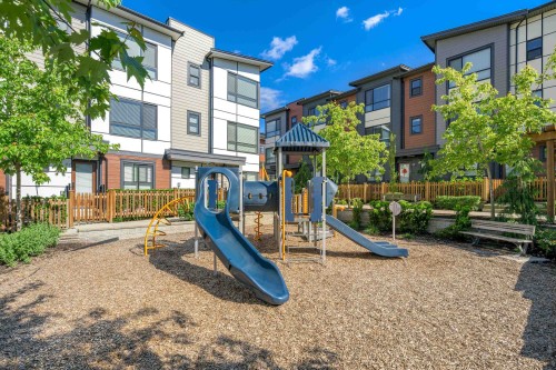 24-20150 81 Avenue, Langley, BC 