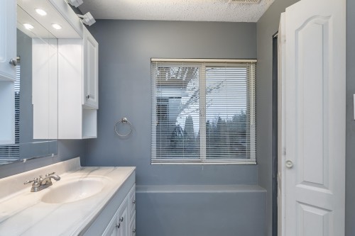 35974 Regal Parkway, Abbotsford, BC 