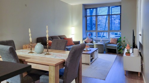 15988 26 Avenue, Surrey, BC 