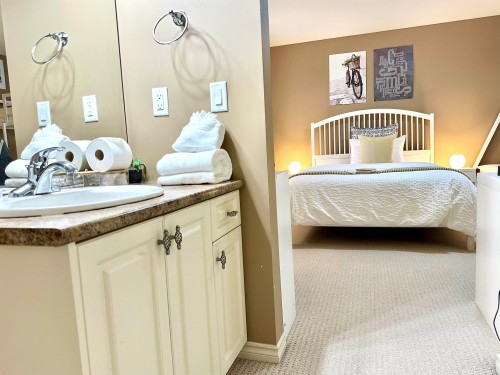 7227 199A Street, Langley, BC 