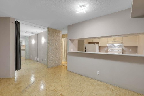 308-10533 University Drive, Surrey, BC 